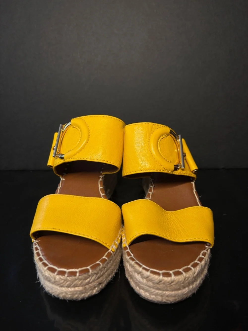 Franco Sarto step into